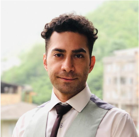 پوریا هادیان - برنامه نویس ارشد